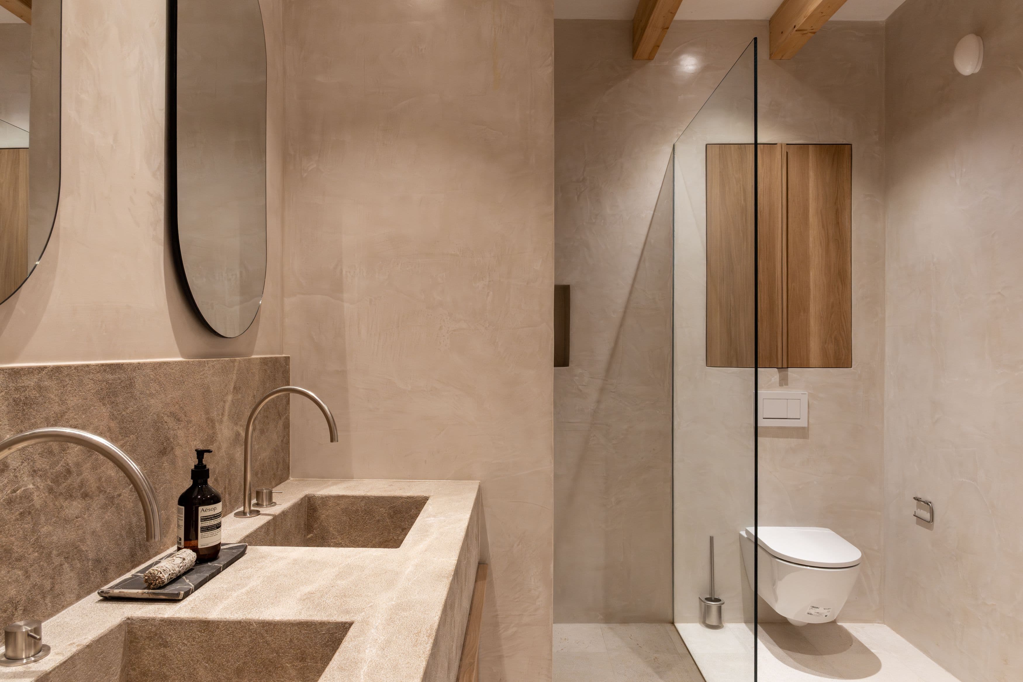Twin bathroom